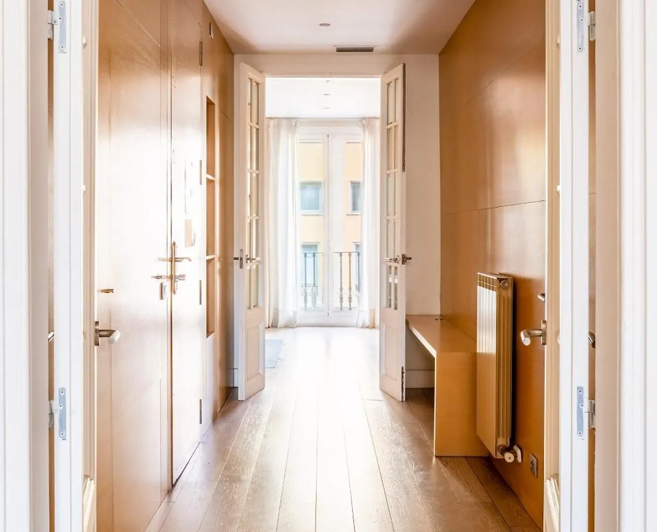 Classy 3Bed 3Bath Apartment In Eixample Барселона 0*,  Испания